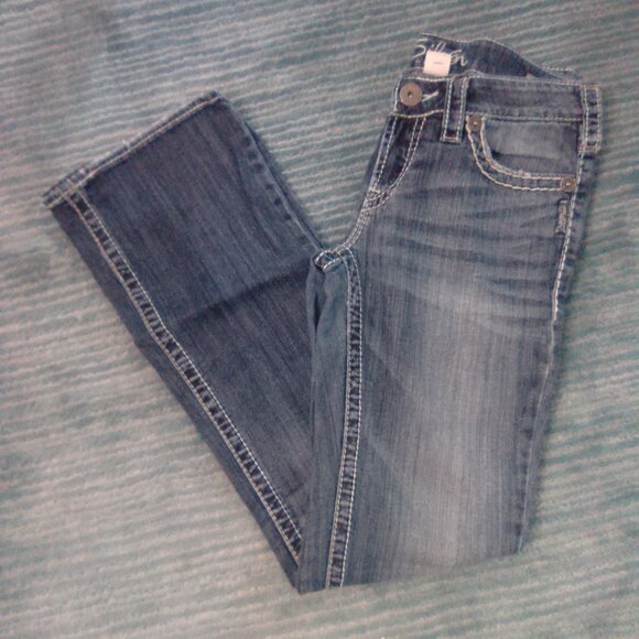 Silver Jeans - Picture 1 of 5